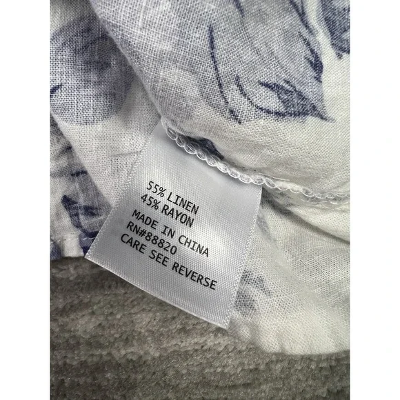 🍁Laura Ashley Blue Floral Blouse - Picture 10 of 12